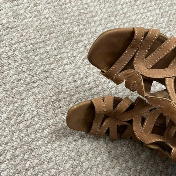 Franco sarto brown strappy  wedge sandal heels size 10 - Picture 2 of 11